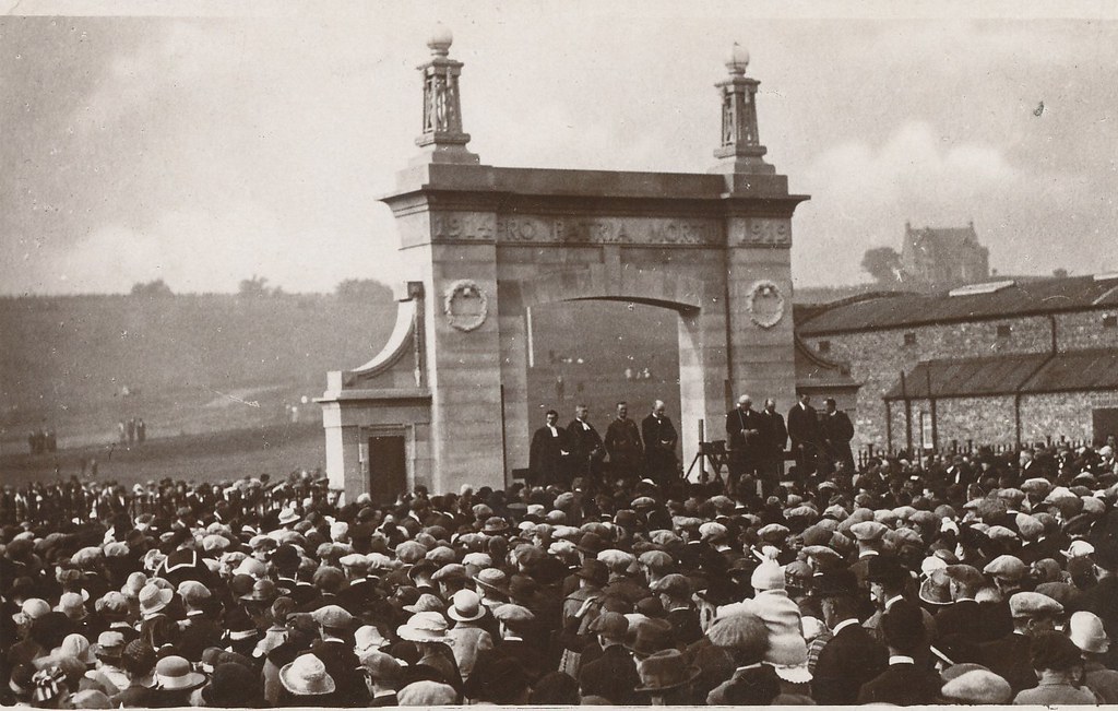 Featured image for “Kilbirnie War Memorial Has Been Added to the ‘Stories’ Section”